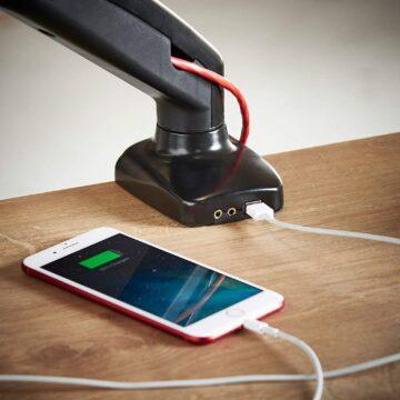 With USB, Audio and Mic
